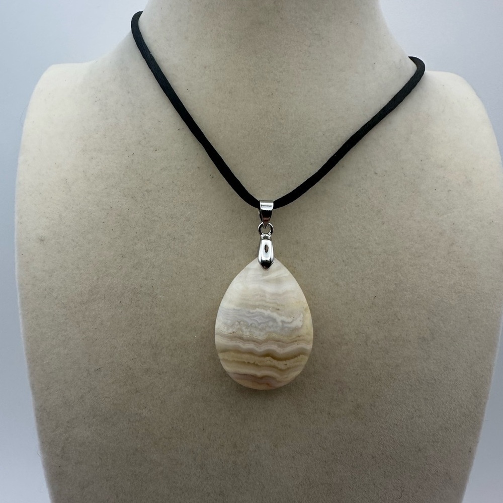 Banded Agate Teardrop Pendant Necklace on Black Satin Cord - Picture 3 of 7